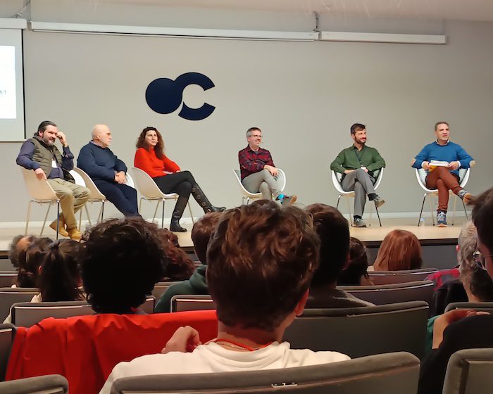 papel-medios-comunicacion Mesa redonda sobre medios de comunicación en el XIX Foro de Conservación de la Naturaleza del CeUICN.